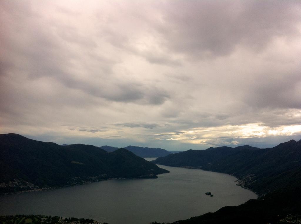Collina D'Oro C14 By Fewotessin Orselina Rum bild